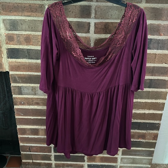 Womens Plus Torrid Super Soft Wide Neck Top, Size 2X, Maroon - Picture 1 of 4